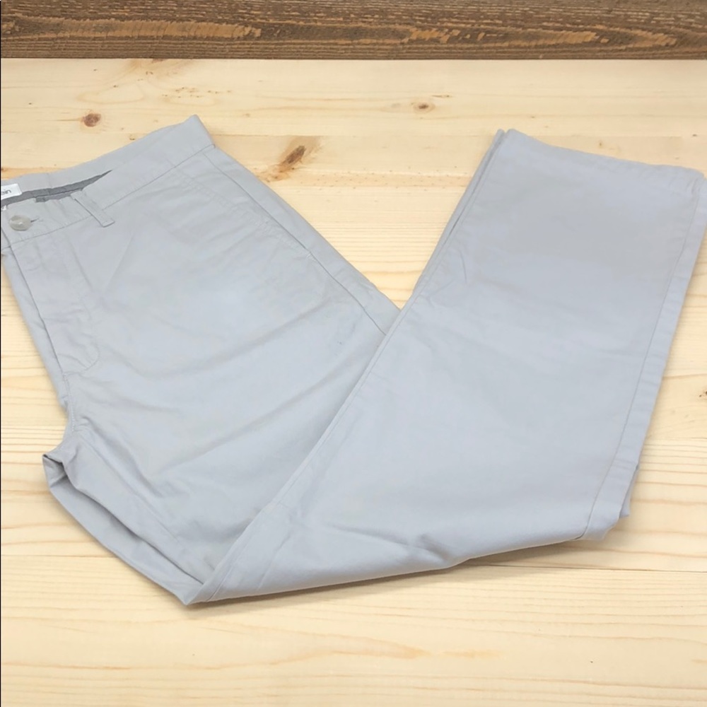 CALVIN KLEIN Men’s  Khaki pants. NWOT. Size 32.